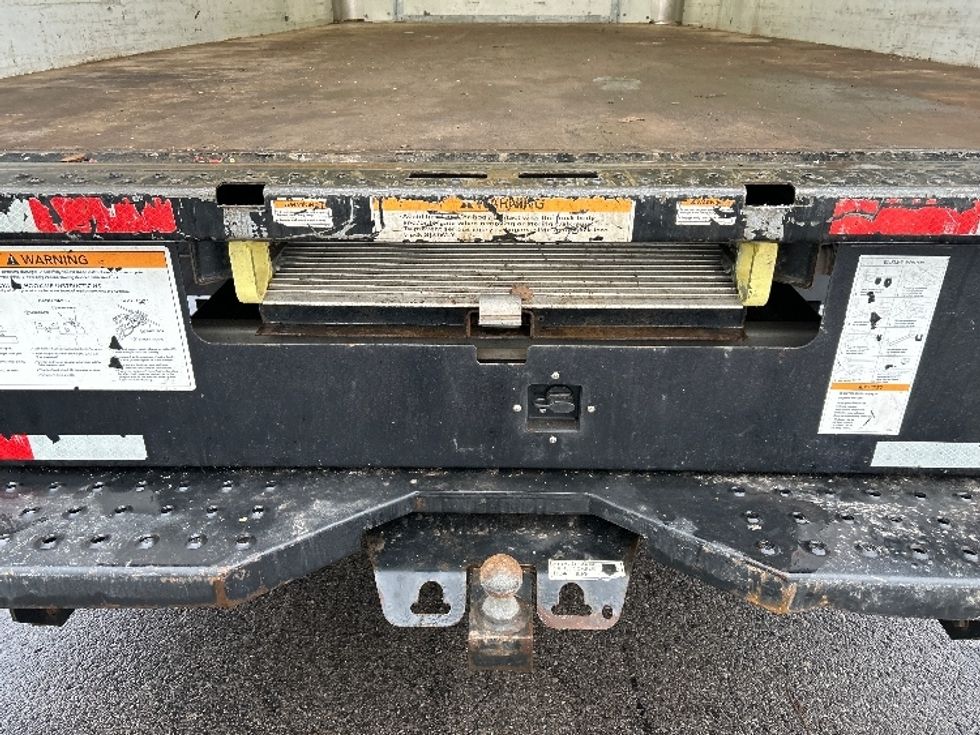 Light Duty Box Truck-Light and Medium Duty Trucks-Ford-2022-E350-Rochester-NY-96,193\n\t\tmiles-$ 29,500 - Image 9