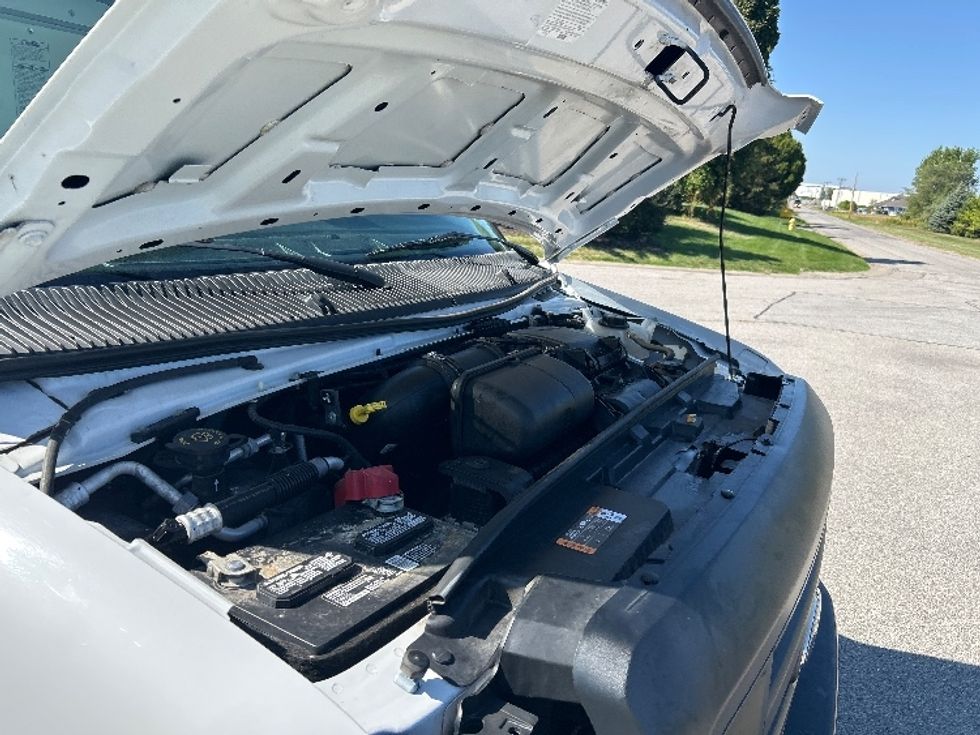 Light Duty Box Truck-Light and Medium Duty Trucks-Ford-2022-E350-Rochester-NY-99,867\n\t\tmiles-$ 29,000 - Image 21