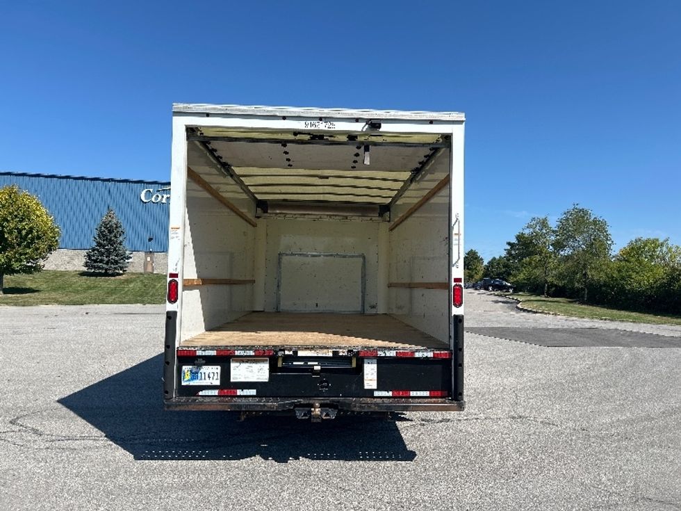 Light Duty Box Truck-Light and Medium Duty Trucks-Ford-2022-E350-Rochester-NY-99,867\n\t\tmiles-$ 29,000 - Image 7