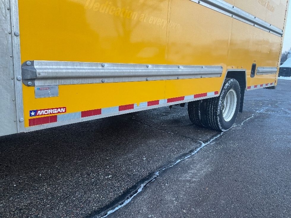 Light Duty Box Truck-Light and Medium Duty Trucks-Ford-2022-E350-Romulus-MI-127,269\n\t\tmiles-$ 23,250 - Image 5