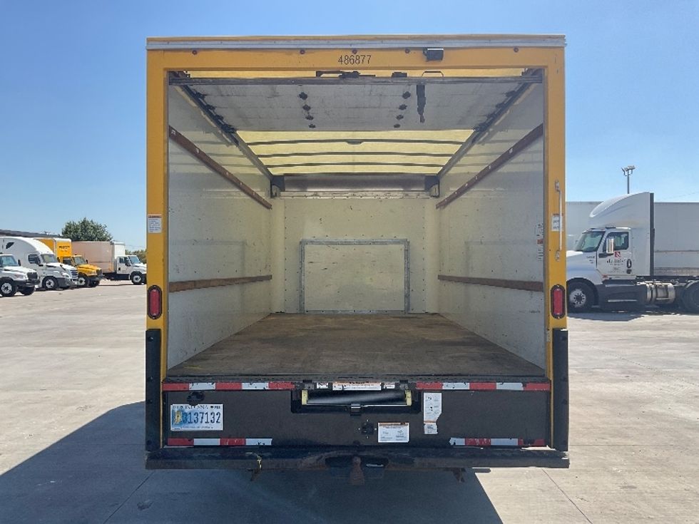 Light Duty Box Truck-Light and Medium Duty Trucks-Ford-2022-E350-Round Rock-TX-103,329\n\t\tmiles-$ 26,250 - Image 8