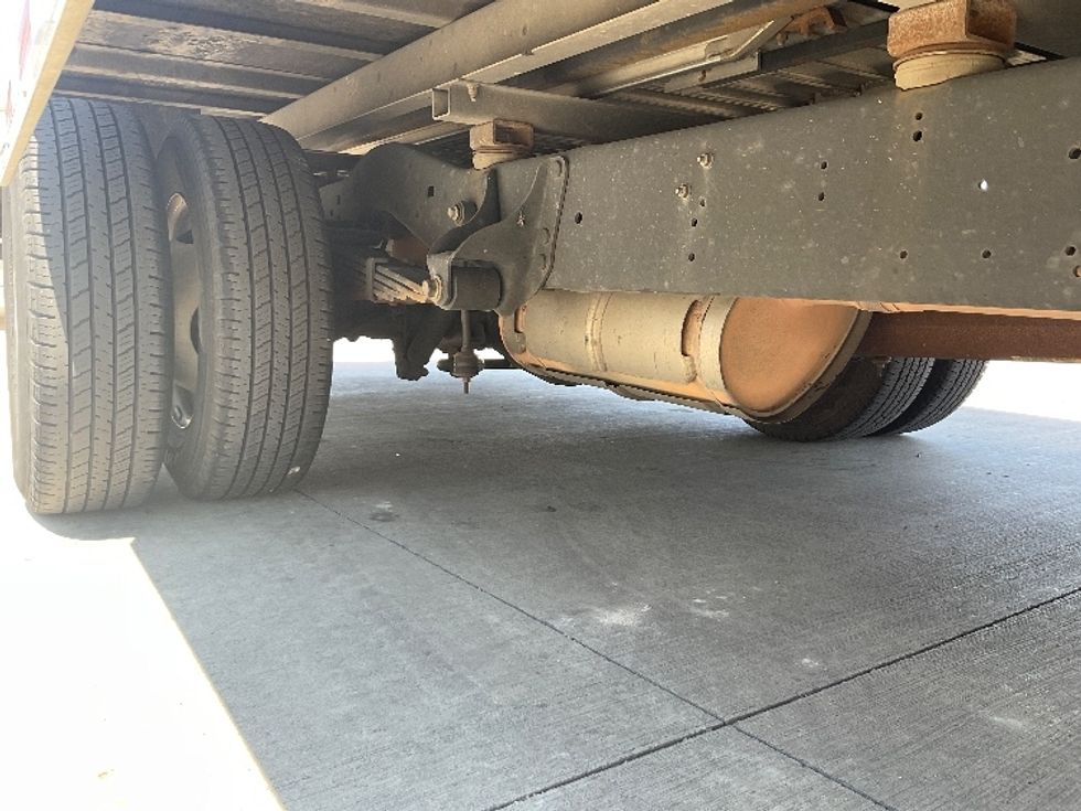 Light Duty Box Truck-Light and Medium Duty Trucks-Ford-2022-E350-Round Rock-TX-88,770\n\t\tmiles-$ 36,250 - Image 13