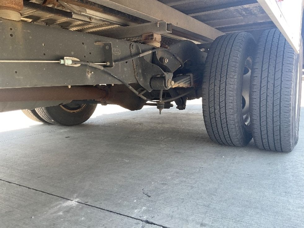 Light Duty Box Truck-Light and Medium Duty Trucks-Ford-2022-E350-Round Rock-TX-88,770\n\t\tmiles-$ 36,250 - Image 5