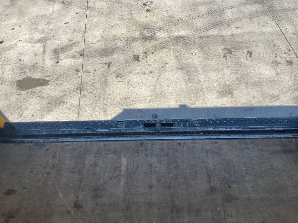 Light Duty Box Truck-Light and Medium Duty Trucks-Ford-2022-E350-Round Rock-TX-88,770\n\t\tmiles-$ 36,250 - Image 9