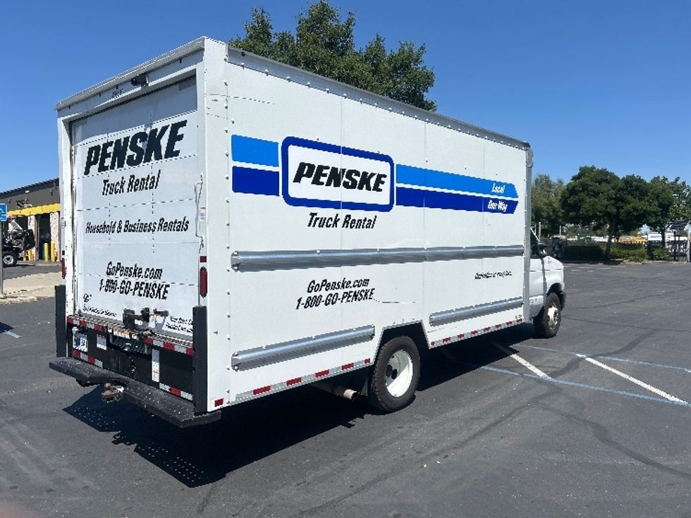 Light Duty Box Truck-Light and Medium Duty Trucks-Ford-2022-E350-Sacramento-CA-117,132\n\t\tmiles-$ 26,250 - Image 11