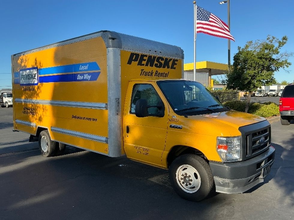 Light Duty Box Truck-Light and Medium Duty Trucks-Ford-2022-E350-Sacramento-CA-94,324\n\t\tmiles-$ 27,500 - Image 1