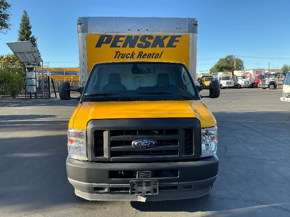 Light Duty Box Truck-Light and Medium Duty Trucks-Ford-2022-E350-Sacramento-CA-94,324\n\t\tmiles-$ 27,500 - Image 2