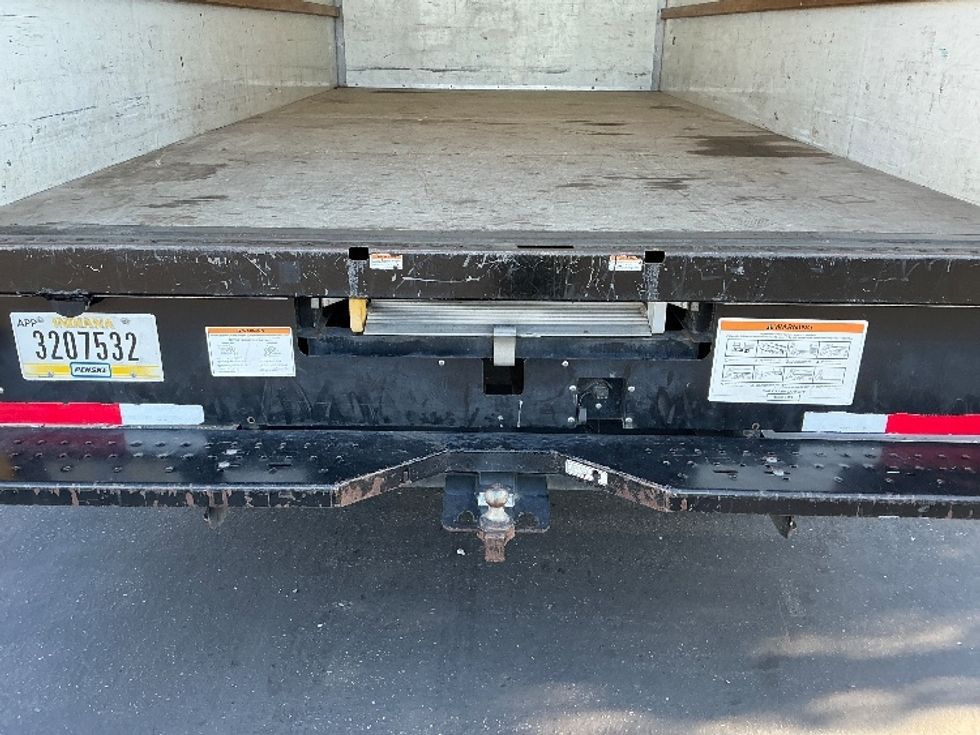 Light Duty Box Truck-Light and Medium Duty Trucks-Ford-2022-E350-Sacramento-CA-94,324\n\t\tmiles-$ 27,500 - Image 9
