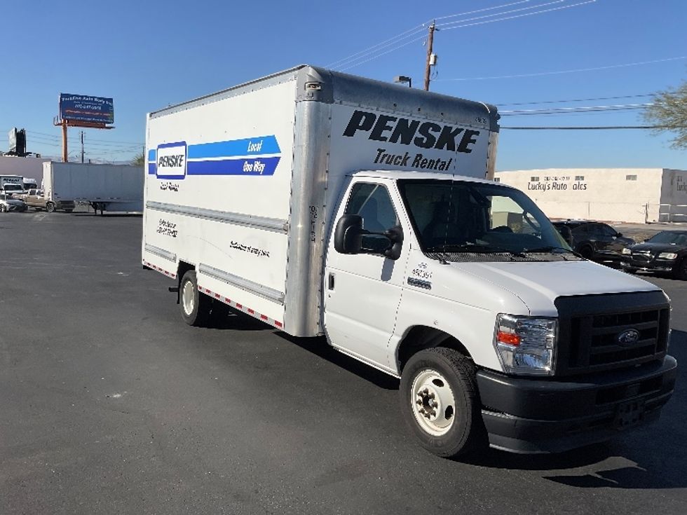 Light Duty Box Truck-Light and Medium Duty Trucks-Ford-2022-E350-Sacramento-CA-95,178\n\t\tmiles-$ 30,500 - Image 1