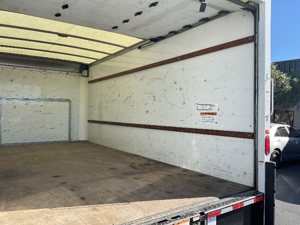 Light Duty Box Truck-Light and Medium Duty Trucks-Ford-2022-E350-Sacramento-CA-95,178\n\t\tmiles-$ 30,500 - Image 11