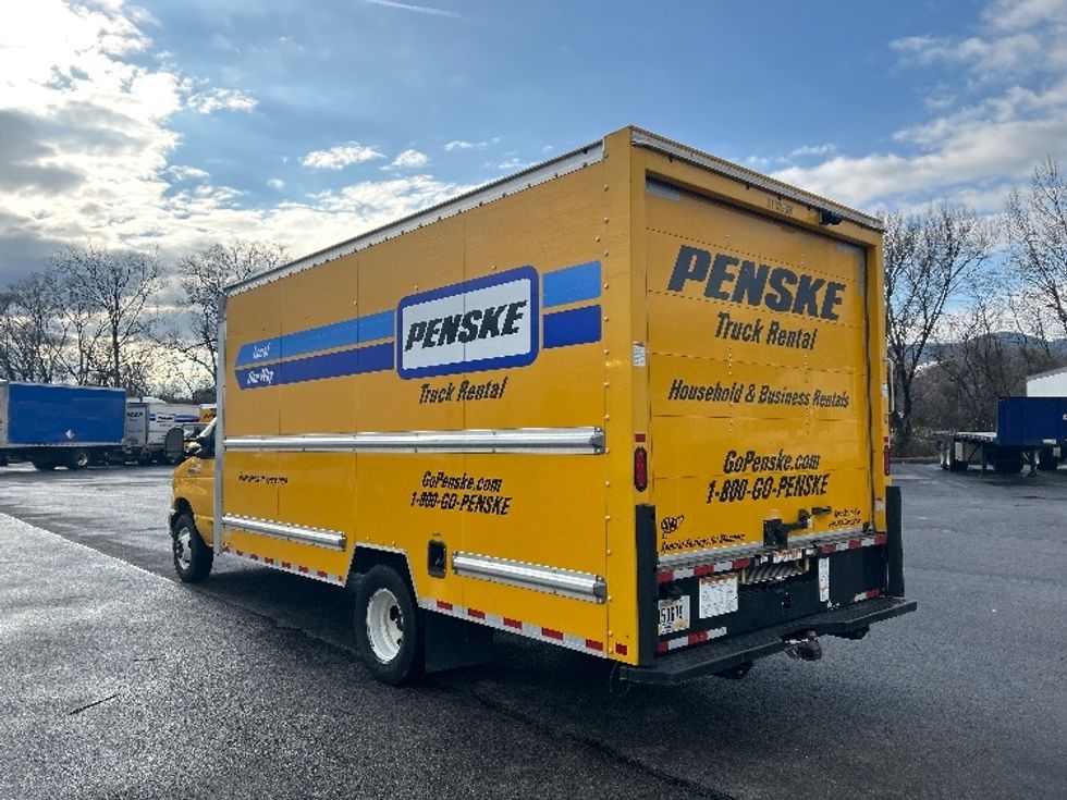 Light Duty Box Truck-Light and Medium Duty Trucks-Ford-2022-E350-Salem-VA-103,101\n\t\tmiles-$ 28,500 - Image 6