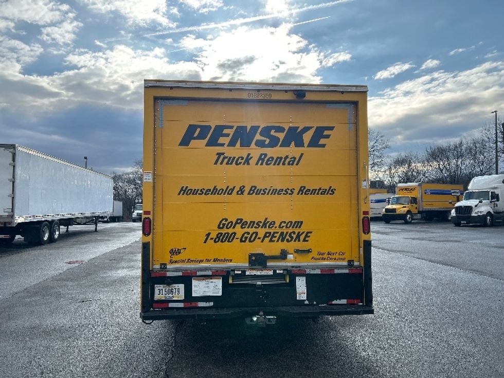 Light Duty Box Truck-Light and Medium Duty Trucks-Ford-2022-E350-Salem-VA-103,101\n\t\tmiles-$ 28,500 - Image 7