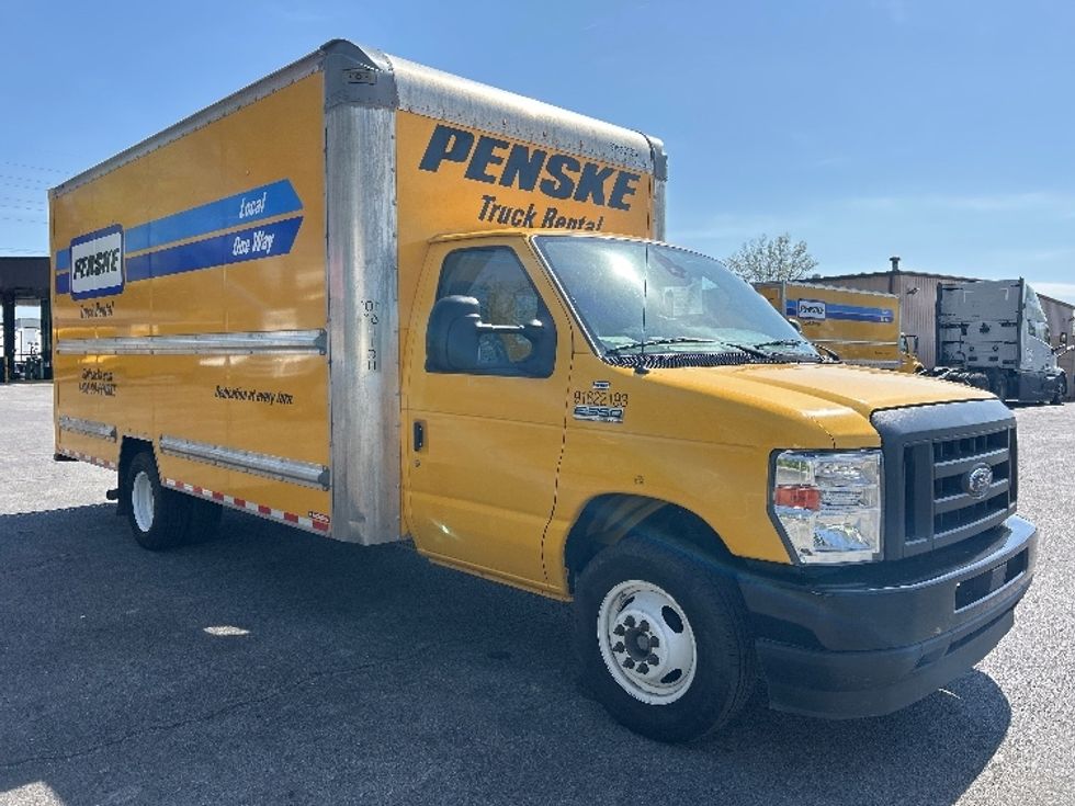 Light Duty Box Truck-Light and Medium Duty Trucks-Ford-2022-E350-Salem-VA-144,661\n\t\tmiles-$ 21,250 - Image 1
