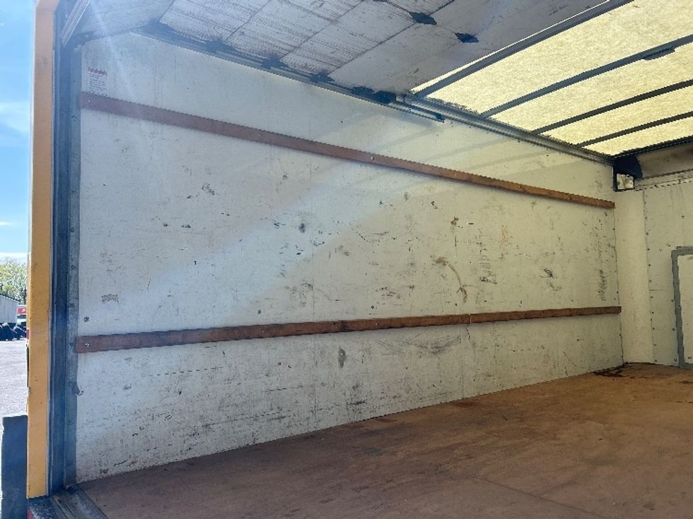 Light Duty Box Truck-Light and Medium Duty Trucks-Ford-2022-E350-Salem-VA-144,661\n\t\tmiles-$ 21,250 - Image 11
