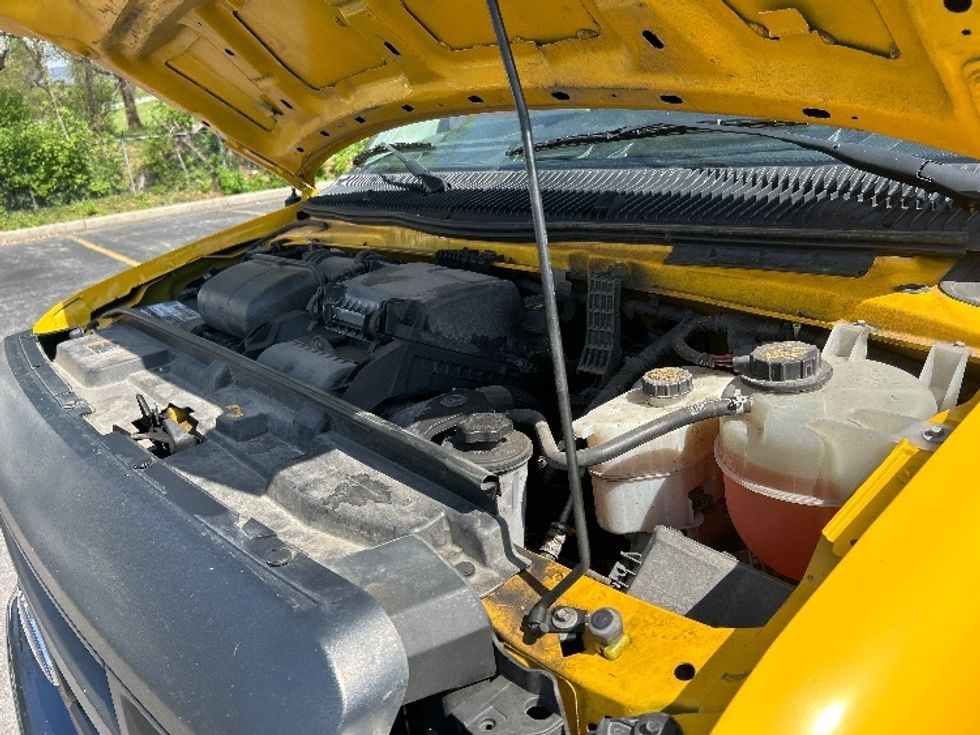 Light Duty Box Truck-Light and Medium Duty Trucks-Ford-2022-E350-Salem-VA-144,661\n\t\tmiles-$ 21,250 - Image 24