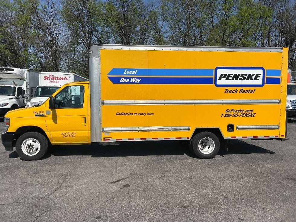 Light Duty Box Truck-Light and Medium Duty Trucks-Ford-2022-E350-Salem-VA-144,661\n\t\tmiles-$ 21,250 - Image 4