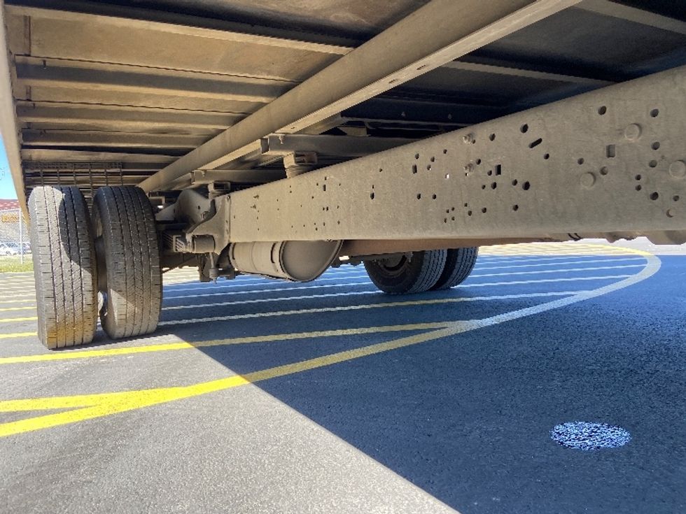 Light Duty Box Truck-Light and Medium Duty Trucks-Ford-2022-E350-San Antonio-TX-101,426\n\t\tmiles-$ 30,500 - Image 13