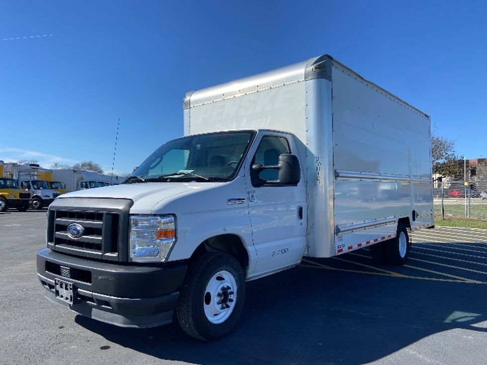 Light Duty Box Truck-Light and Medium Duty Trucks-Ford-2022-E350-San Antonio-TX-101,426\n\t\tmiles-$ 30,500 - Image 3
