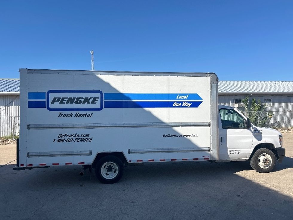 Light Duty Box Truck-Light and Medium Duty Trucks-Ford-2022-E350-San Antonio-TX-108,454\n\t\tmiles-$ 30,750 - Image 14