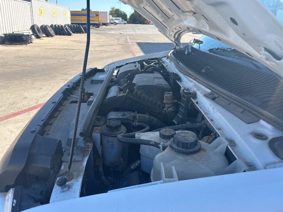 Light Duty Box Truck-Light and Medium Duty Trucks-Ford-2022-E350-San Antonio-TX-108,454\n\t\tmiles-$ 30,750 - Image 23