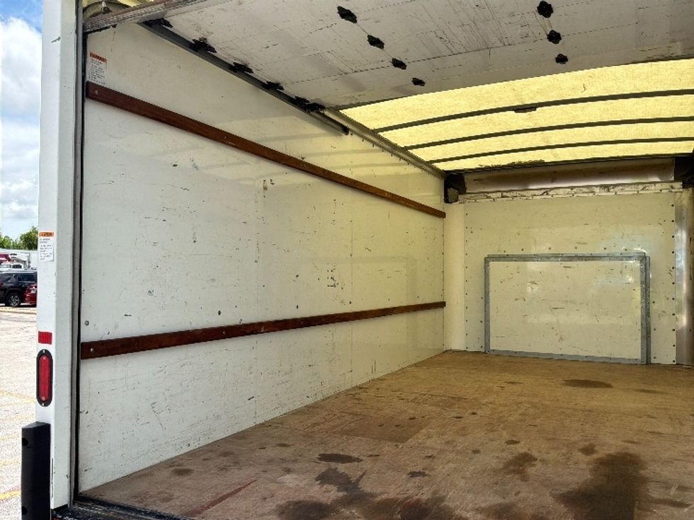 Light Duty Box Truck-Light and Medium Duty Trucks-Ford-2022-E350-San Antonio-TX-124,742\n\t\tmiles-$ 27,750 - Image 11