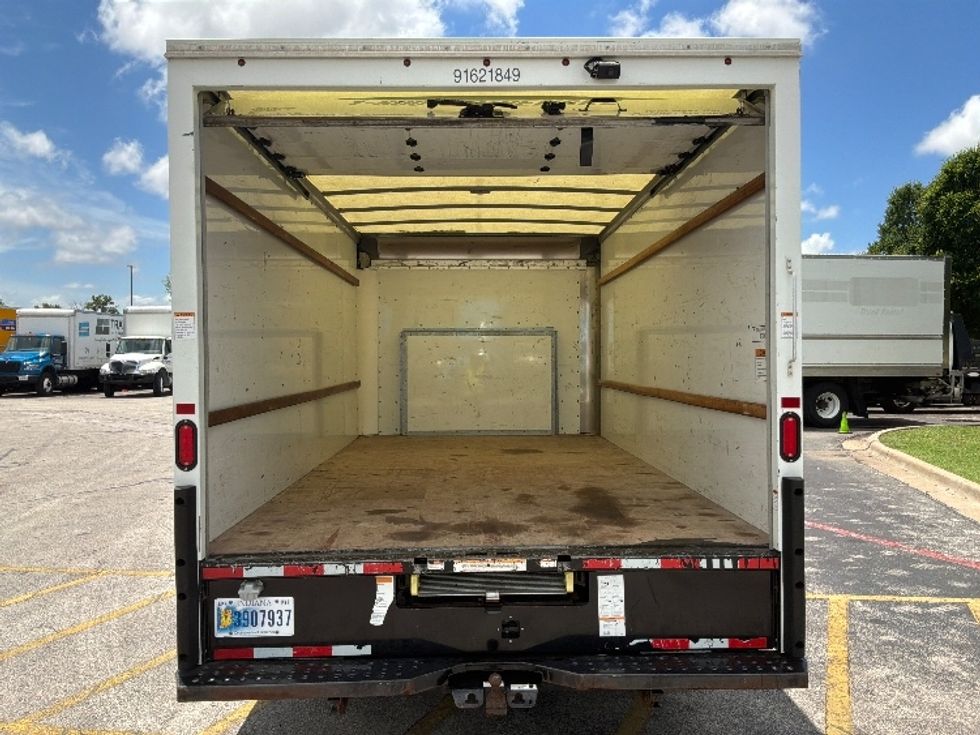 Light Duty Box Truck-Light and Medium Duty Trucks-Ford-2022-E350-San Antonio-TX-124,742\n\t\tmiles-$ 27,750 - Image 8