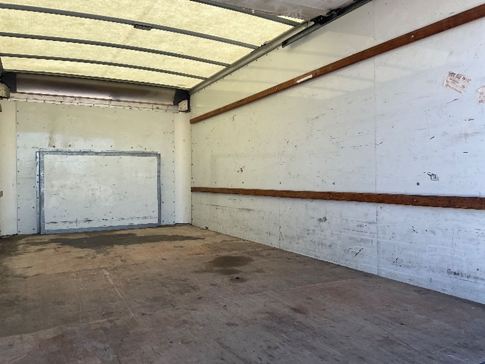 Light Duty Box Truck-Light and Medium Duty Trucks-Ford-2022-E350-San Antonio-TX-137,396\n\t\tmiles-$ 26,250 - Image 10