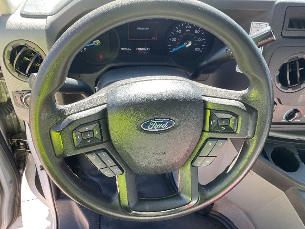 Light Duty Box Truck-Light and Medium Duty Trucks-Ford-2022-E350-San Antonio-TX-137,396\n\t\tmiles-$ 26,250 - Image 15