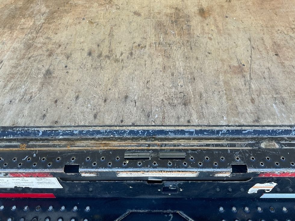 Light Duty Box Truck-Light and Medium Duty Trucks-Ford-2022-E350-San Antonio-TX-137,396\n\t\tmiles-$ 26,250 - Image 8