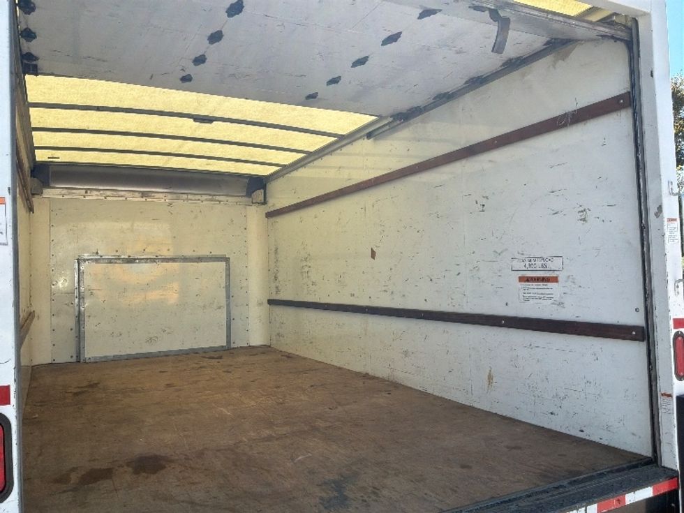 Light Duty Box Truck-Light and Medium Duty Trucks-Ford-2022-E350-San Antonio-TX-160,982\n\t\tmiles-$ 20,000 - Image 12