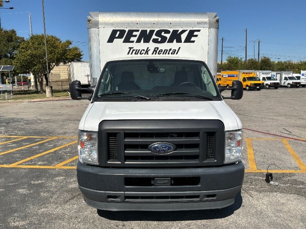 Light Duty Box Truck-Light and Medium Duty Trucks-Ford-2022-E350-San Antonio-TX-160,982\n\t\tmiles-$ 20,000 - Image 2