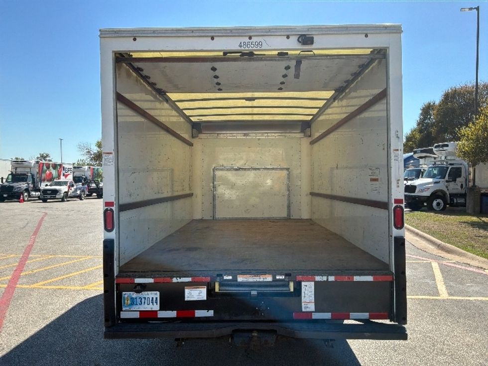 Light Duty Box Truck-Light and Medium Duty Trucks-Ford-2022-E350-San Antonio-TX-160,982\n\t\tmiles-$ 20,000 - Image 8