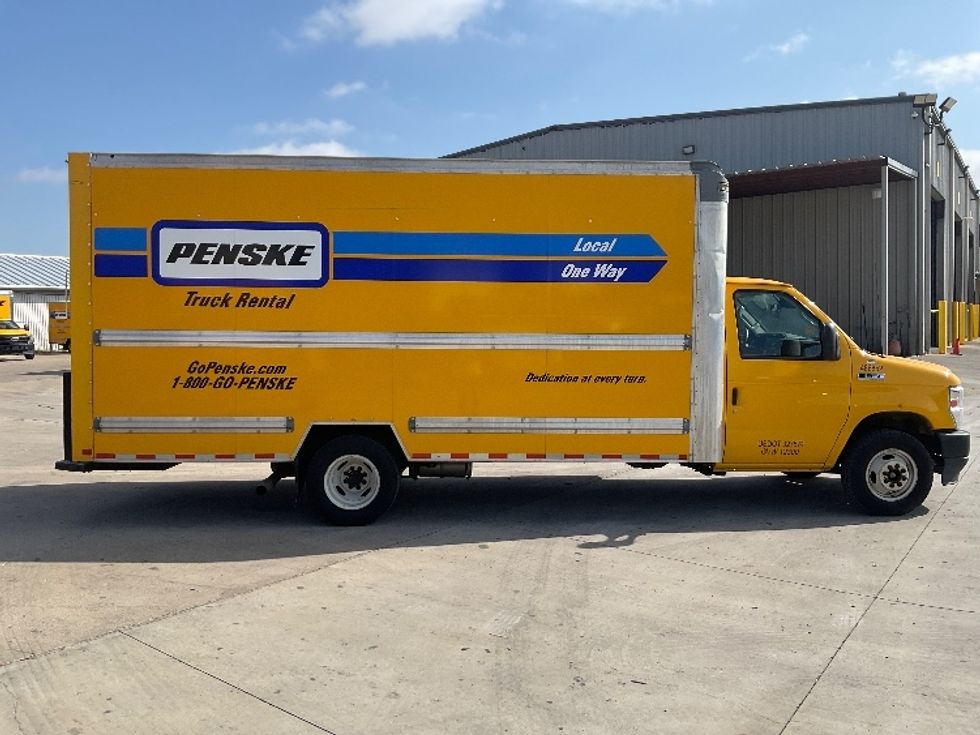 Light Duty Box Truck-Light and Medium Duty Trucks-Ford-2022-E350-San Antonio-TX-167,048\n\t\tmiles-$ 18,500 - Image 12