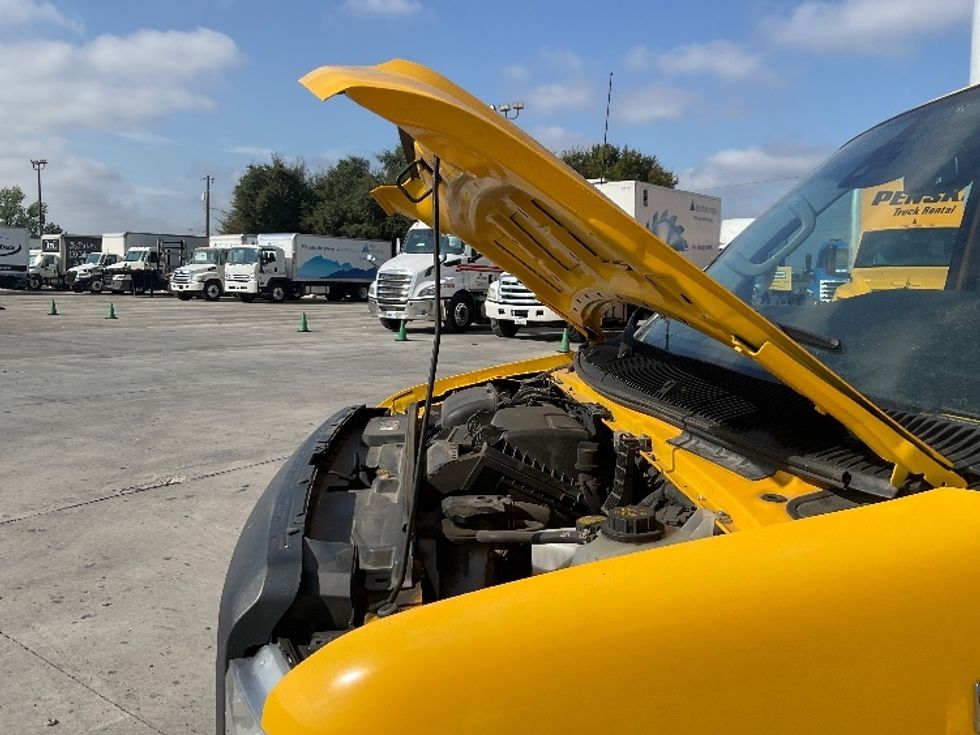 Light Duty Box Truck-Light and Medium Duty Trucks-Ford-2022-E350-San Antonio-TX-167,048\n\t\tmiles-$ 18,500 - Image 21