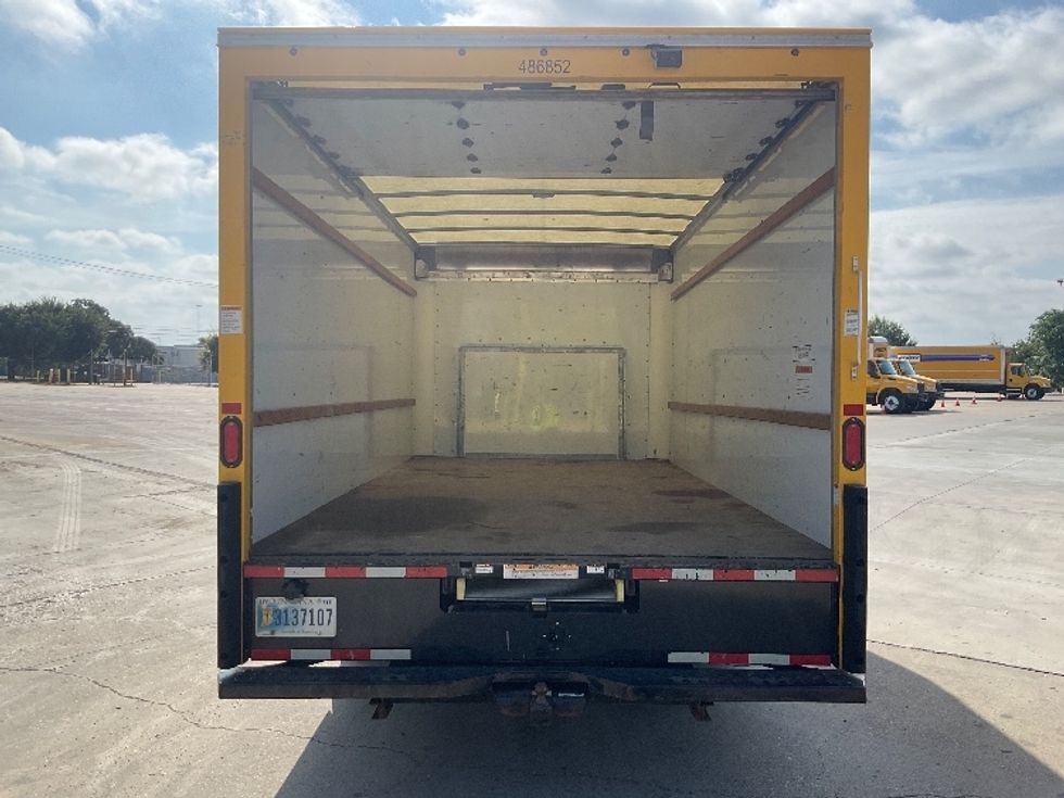 Light Duty Box Truck-Light and Medium Duty Trucks-Ford-2022-E350-San Antonio-TX-167,048\n\t\tmiles-$ 18,500 - Image 7