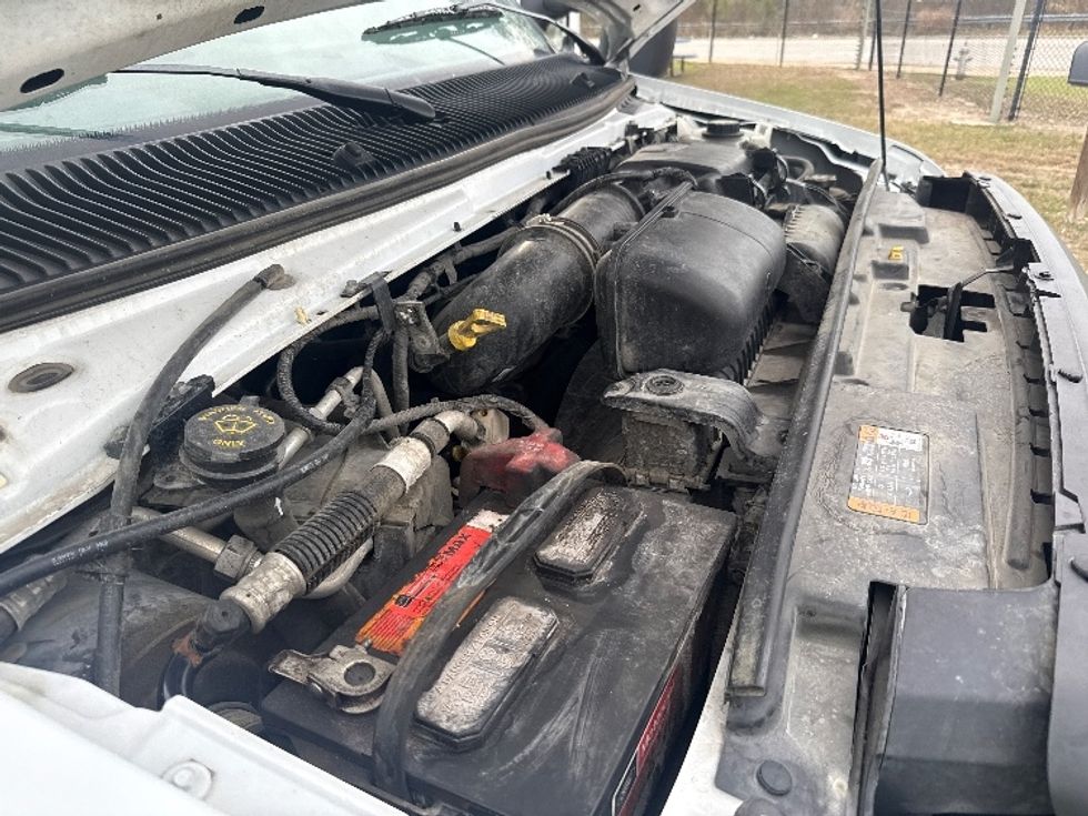 Light Duty Box Truck-Light and Medium Duty Trucks-Ford-2022-E350-San Antonio-TX-172,430\n\t\tmiles-$ 18,750 - Image 21