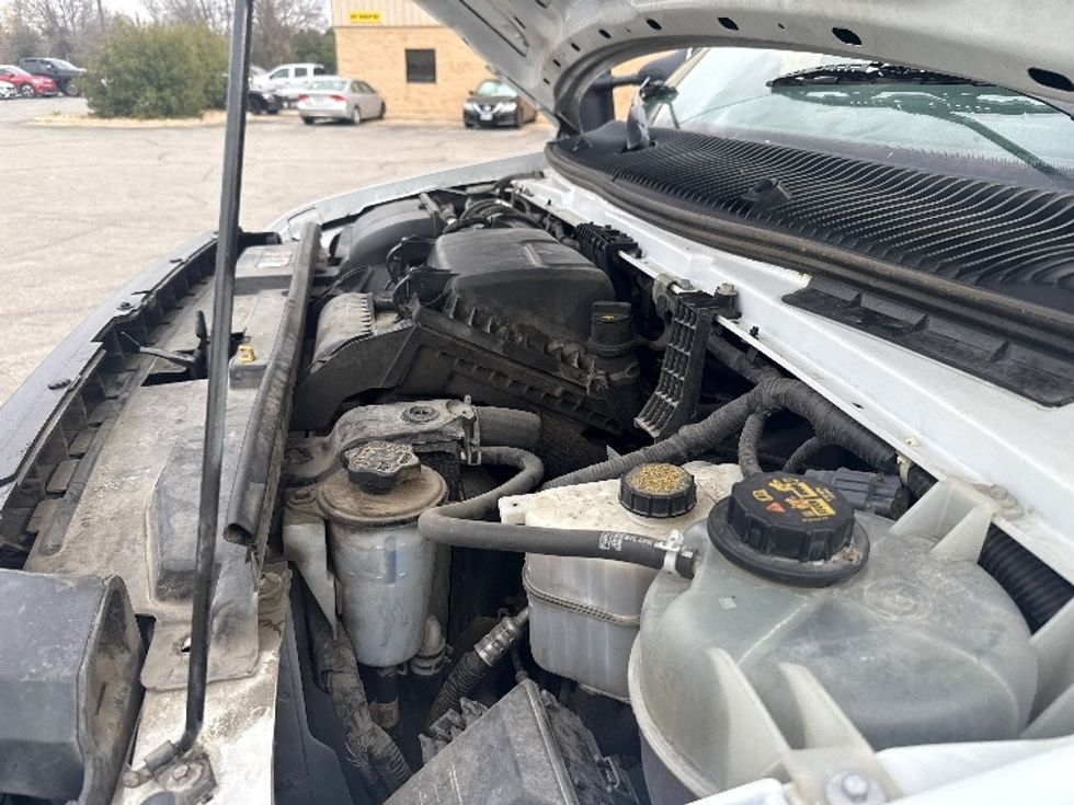 Light Duty Box Truck-Light and Medium Duty Trucks-Ford-2022-E350-San Antonio-TX-172,430\n\t\tmiles-$ 18,750 - Image 22