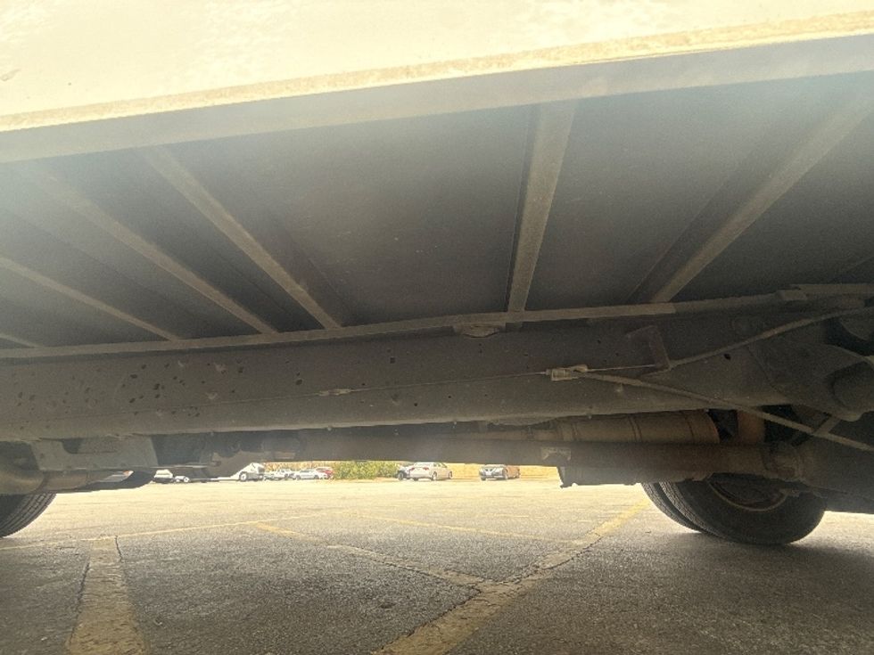 Light Duty Box Truck-Light and Medium Duty Trucks-Ford-2022-E350-San Antonio-TX-172,430\n\t\tmiles-$ 18,750 - Image 5