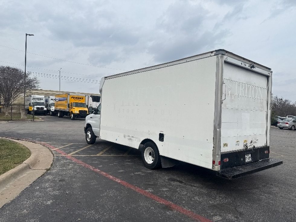 Light Duty Box Truck-Light and Medium Duty Trucks-Ford-2022-E350-San Antonio-TX-172,430\n\t\tmiles-$ 18,750 - Image 6