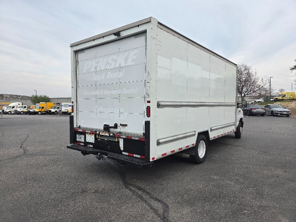 Light Duty Box Truck-Light and Medium Duty Trucks-Ford-2022-E350-San Antonio-TX-89,448\n\t\tmiles-$ 32,000 - Image 13