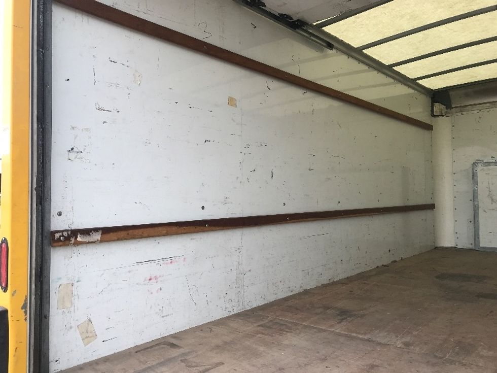 Light Duty Box Truck-Light and Medium Duty Trucks-Ford-2022-E350-San Antonio-TX-93,638\n\t\tmiles-$ 28,500 - Image 10