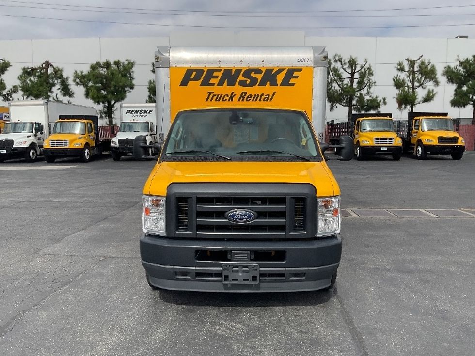 Light Duty Box Truck-Light and Medium Duty Trucks-Ford-2022-E350-San Diego-CA-92,115\n\t\tmiles-$ 29,500 - Image 2