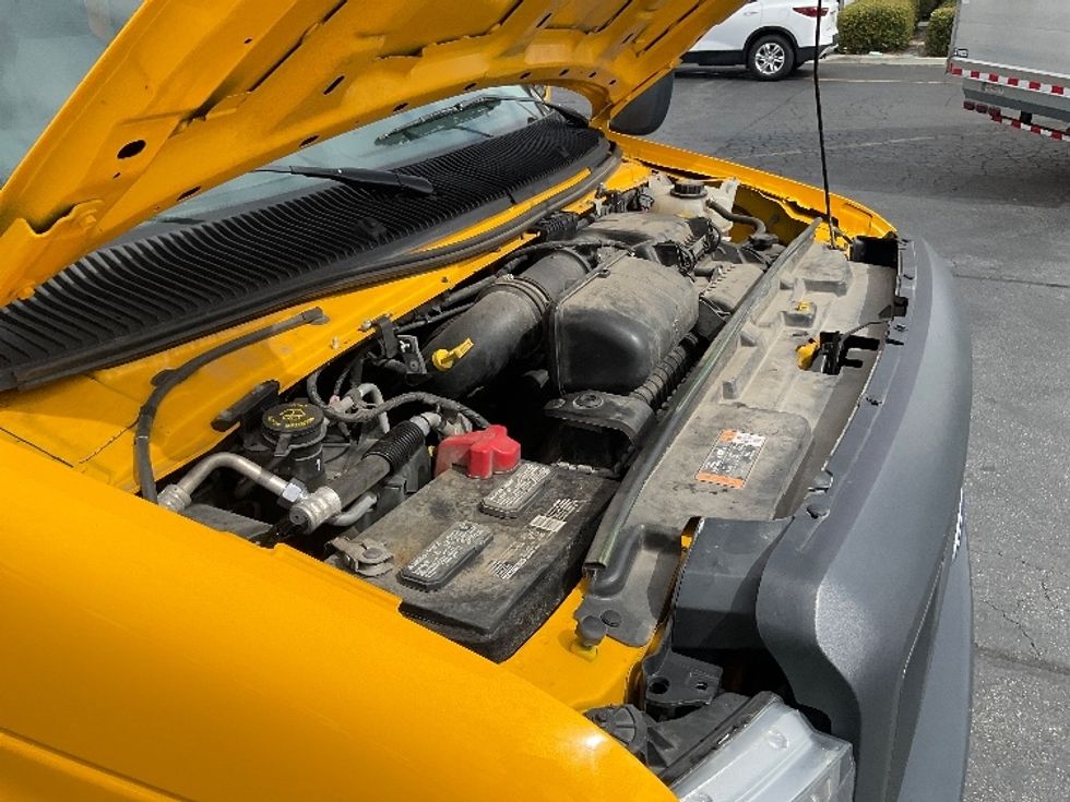 Light Duty Box Truck-Light and Medium Duty Trucks-Ford-2022-E350-San Diego-CA-92,115\n\t\tmiles-$ 29,500 - Image 22