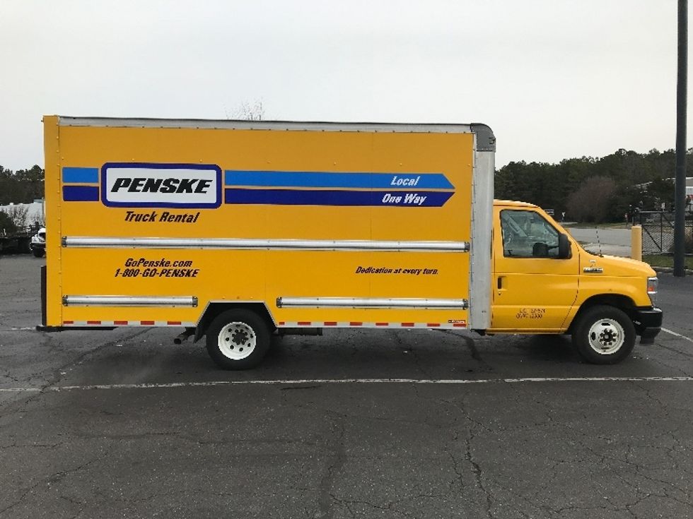 Light Duty Box Truck-Light and Medium Duty Trucks-Ford-2022-E350-Sandston-VA-109,740\n\t\tmiles-$ 28,000 - Image 13