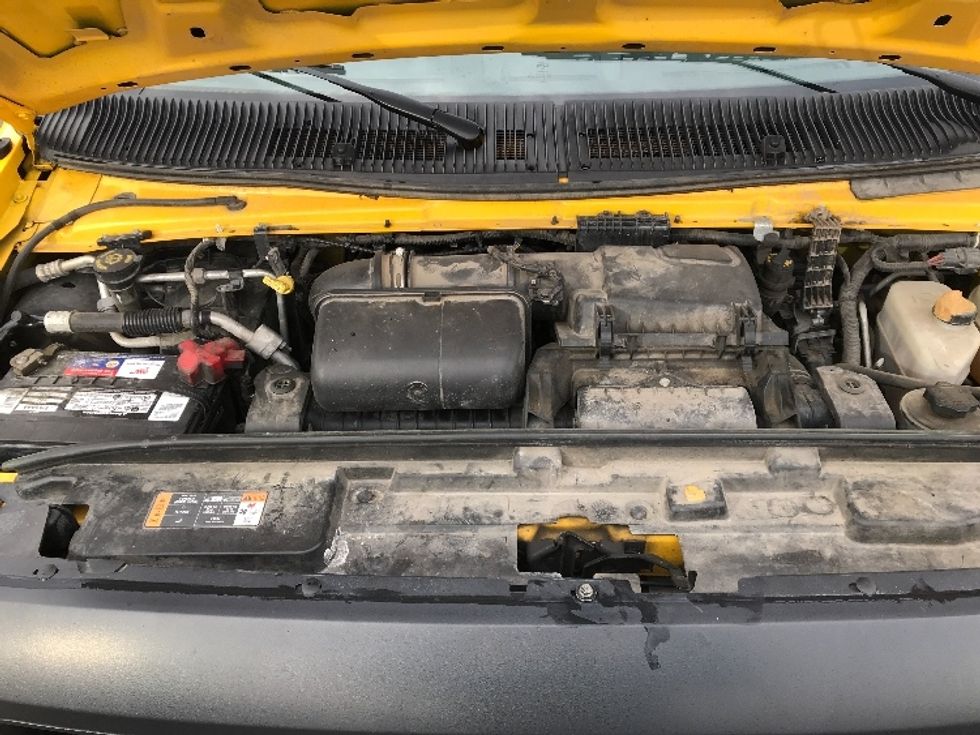 Light Duty Box Truck-Light and Medium Duty Trucks-Ford-2022-E350-Sandston-VA-109,740\n\t\tmiles-$ 28,000 - Image 21