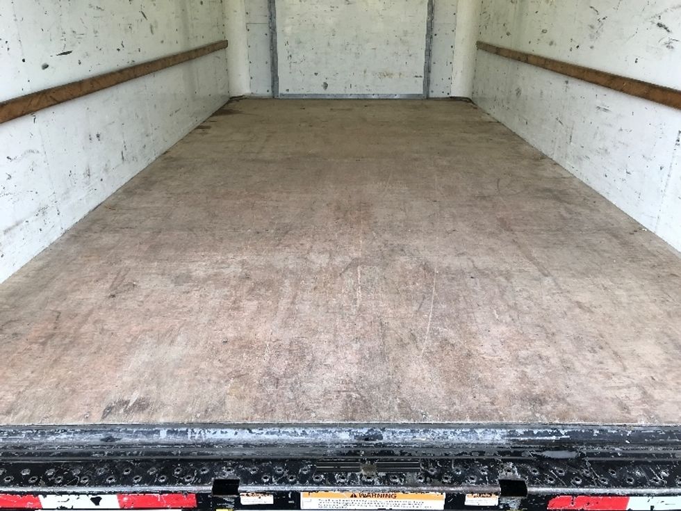 Light Duty Box Truck-Light and Medium Duty Trucks-Ford-2022-E350-Sandston-VA-109,740\n\t\tmiles-$ 28,000 - Image 9