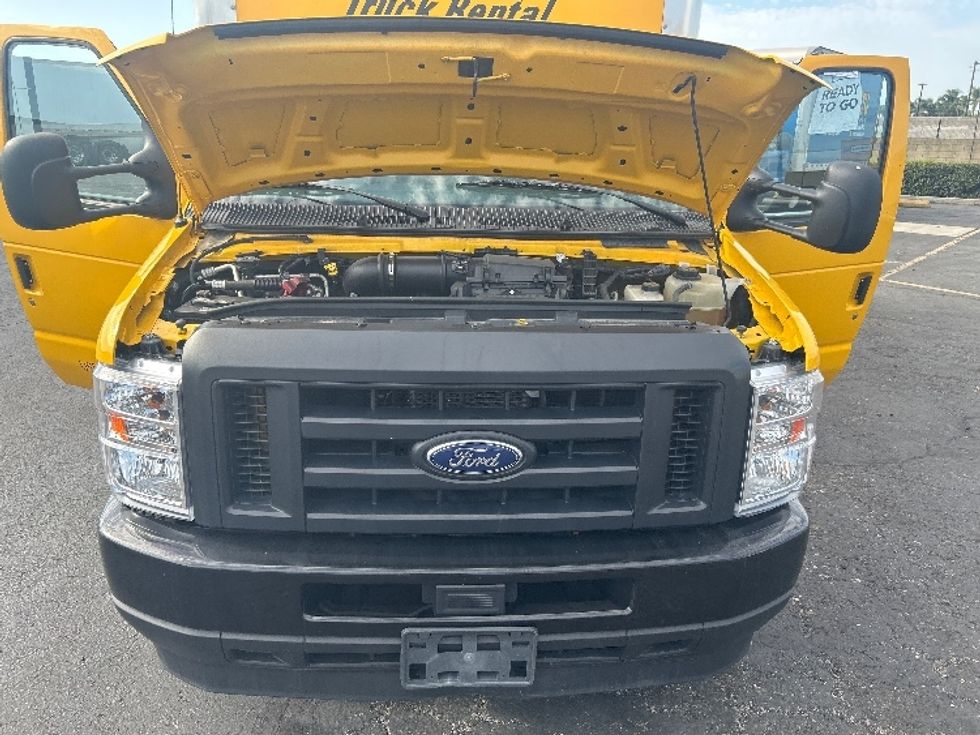 Light Duty Box Truck-Light and Medium Duty Trucks-Ford-2022-E350-Santa Ana-CA-81,556\n\t\tmiles-$ 29,500 - Image 20