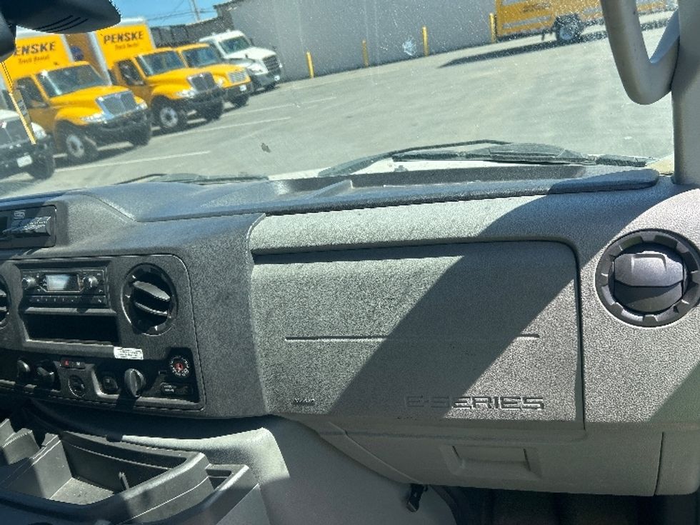 Light Duty Box Truck-Light and Medium Duty Trucks-Ford-2022-E350-Santa Maria-CA-102,537\n\t\tmiles-$ 32,000 - Image 18