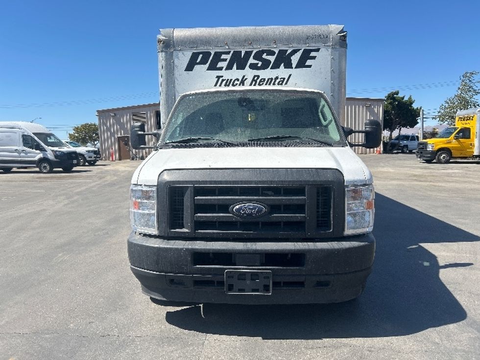 Light Duty Box Truck-Light and Medium Duty Trucks-Ford-2022-E350-Santa Maria-CA-102,537\n\t\tmiles-$ 32,000 - Image 2