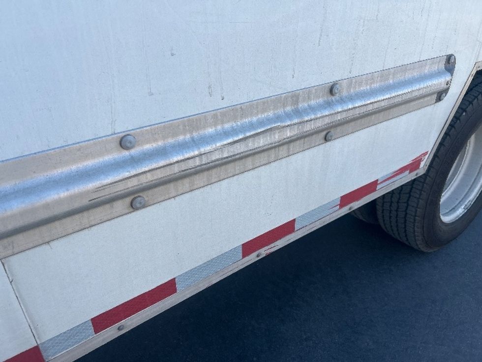 Light Duty Box Truck-Light and Medium Duty Trucks-Ford-2022-E350-Santa Maria-CA-102,537\n\t\tmiles-$ 32,000 - Image 22